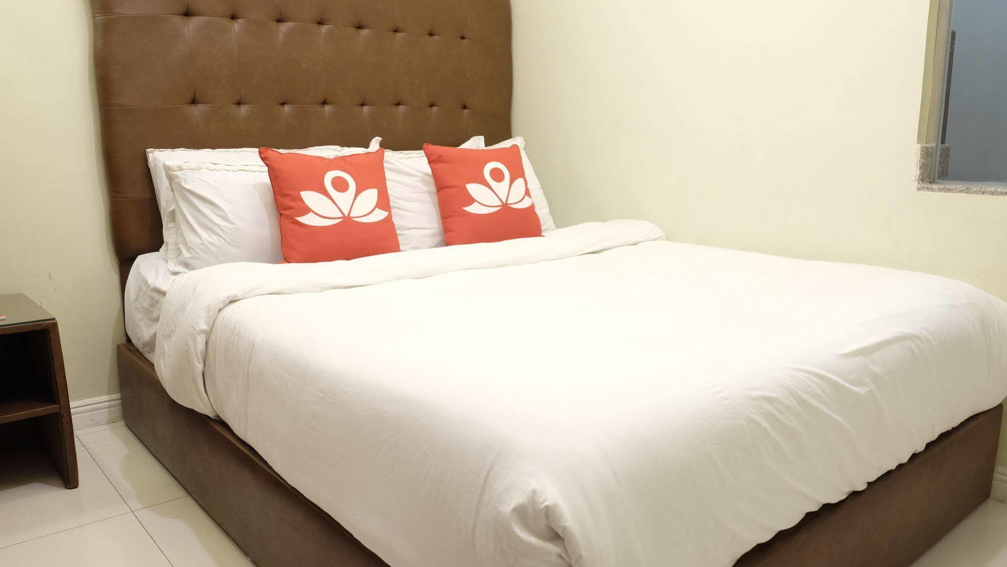 Zen Rooms Malate Robinsons Manila Kültér fotó
