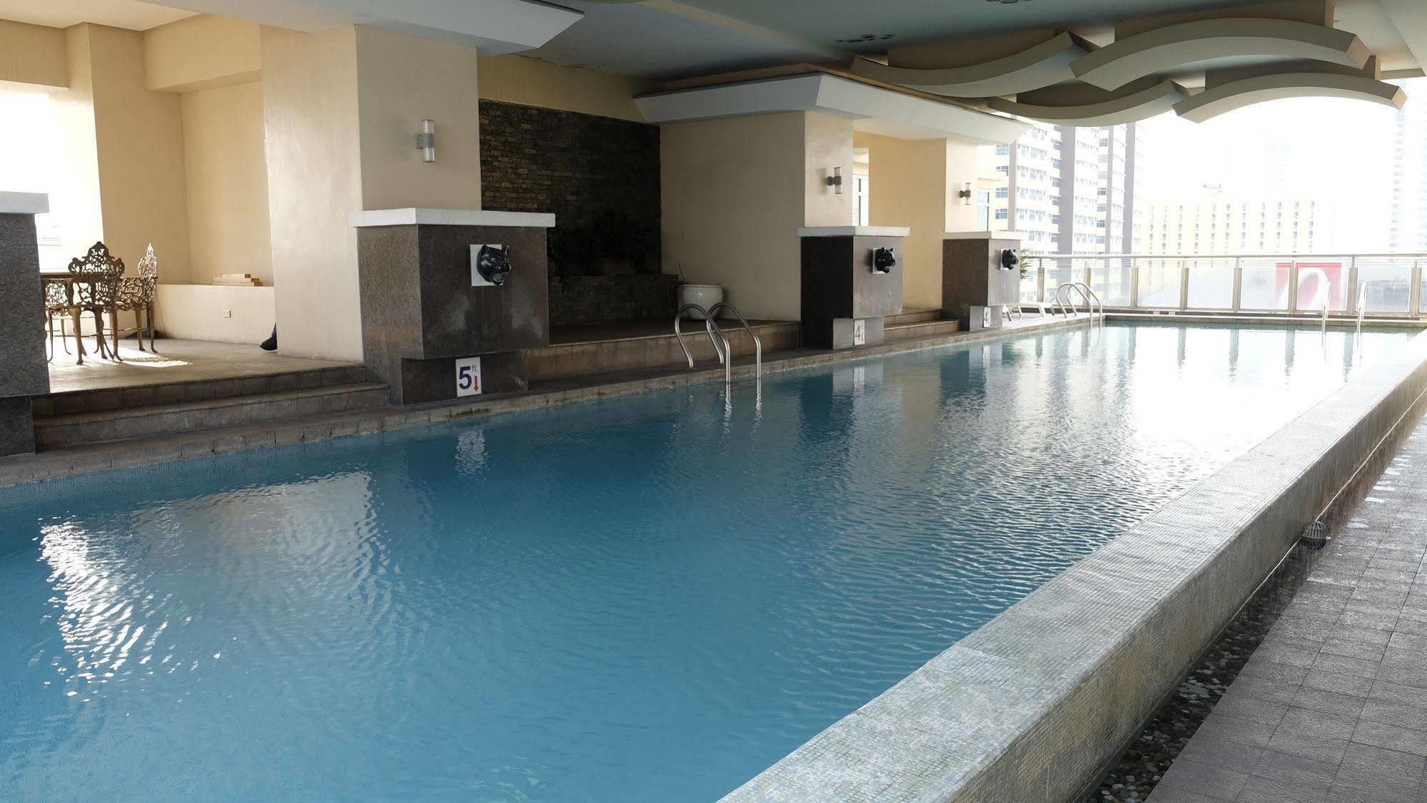 Zen Rooms Malate Robinsons Manila Kültér fotó